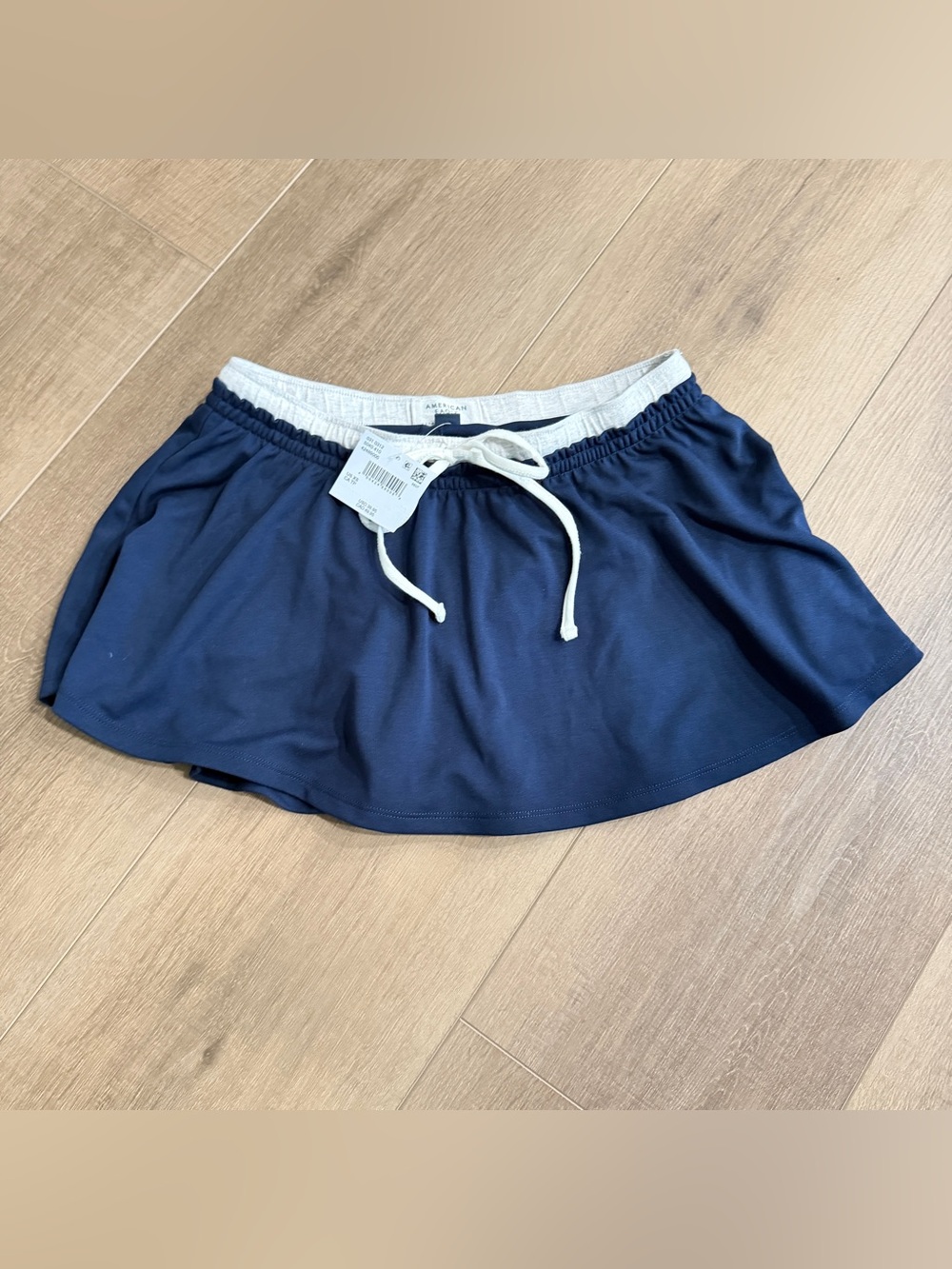 American Eagle Navy Skort XS NWT